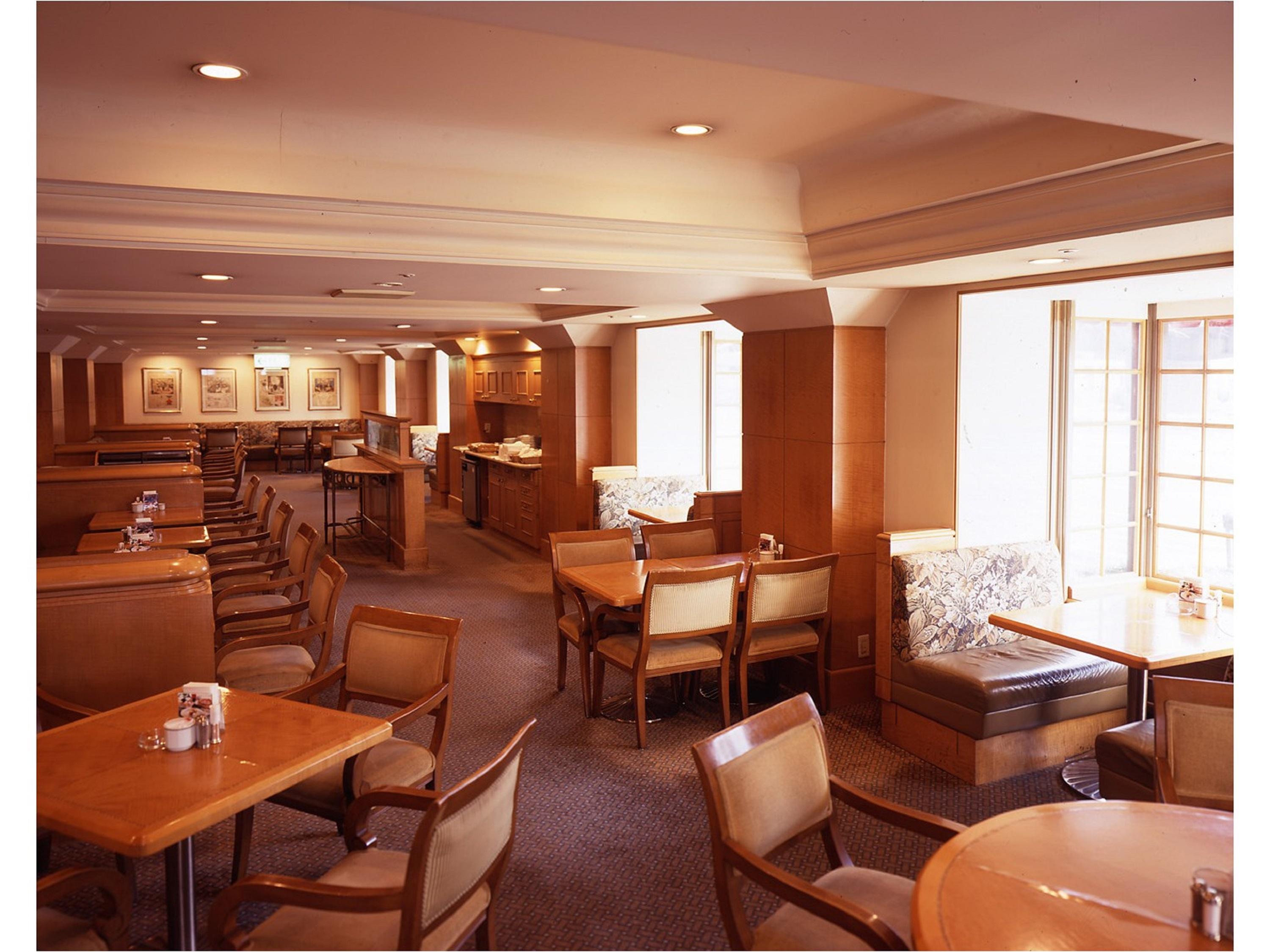 Hotel New Grand Yokohama  Exterior foto The dining room at the 1990s